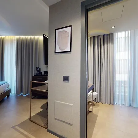 Galleria Altido The Smart Boutique